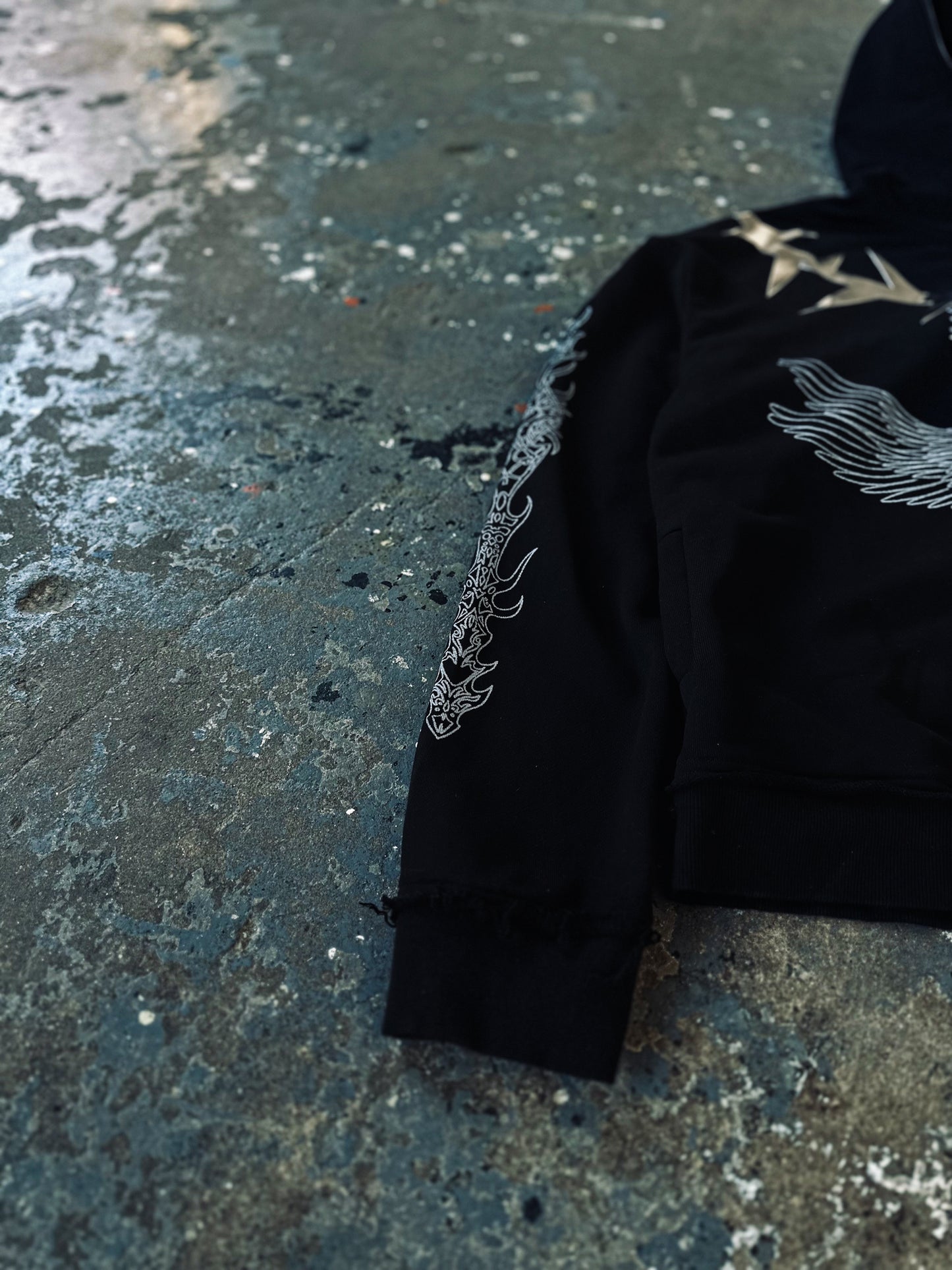 [PREORDER]THORN ARCHANGEL CLOAK (ONLY 50 PIECES)