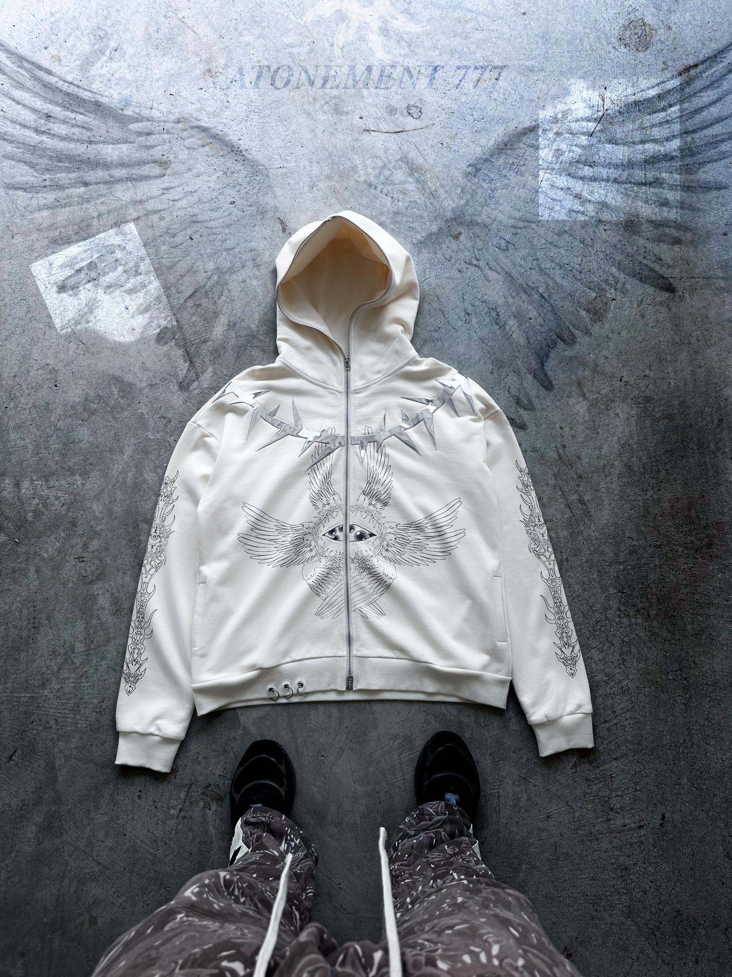 [PREORDER]THORN NEPHILIM CLOAK (ONLY 50 PIECES)